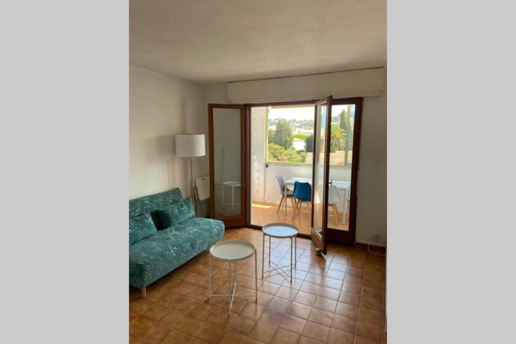 T2- 2Adultes/2Enfants Centre-Ville, Proche Plages Cavalaire-sur-Mer Esterno foto