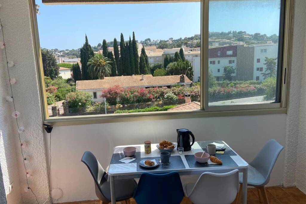 T2- 2Adultes/2Enfants Centre-Ville, Proche Plages Cavalaire-sur-Mer Esterno foto