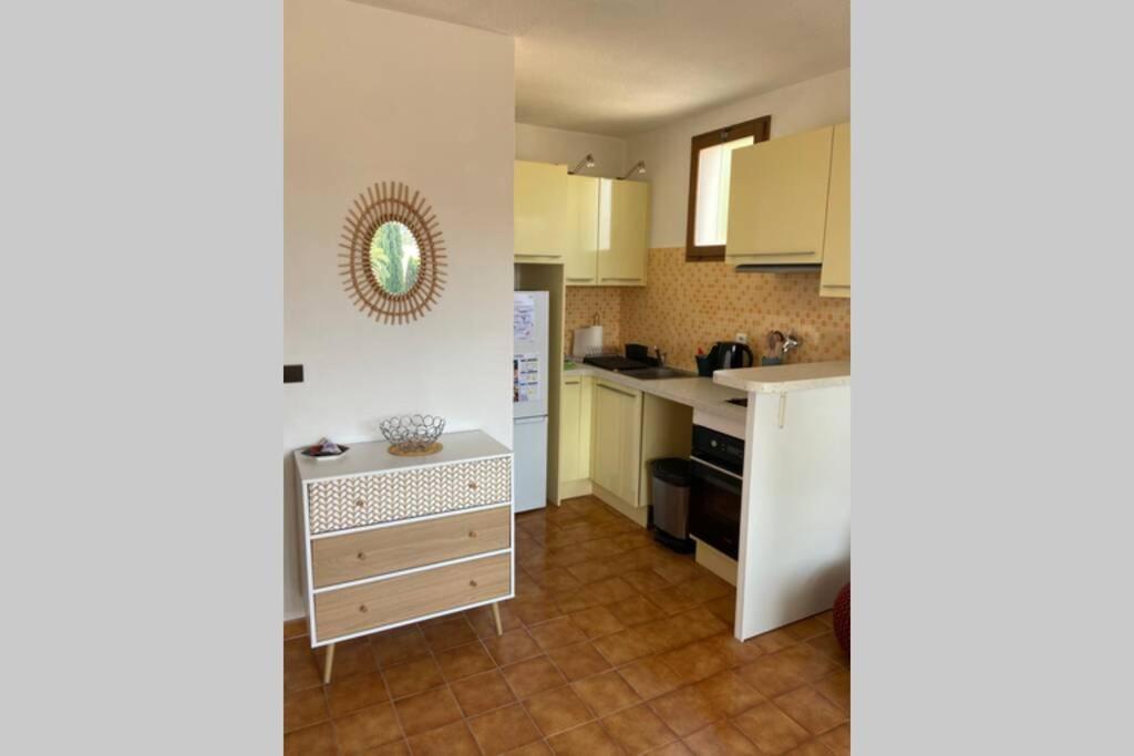 T2- 2Adultes/2Enfants Centre-Ville, Proche Plages Cavalaire-sur-Mer Esterno foto